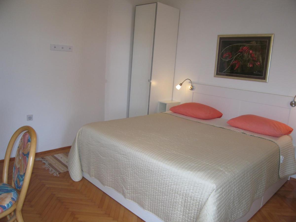 Apartment Petrinic V Pula Exterior foto