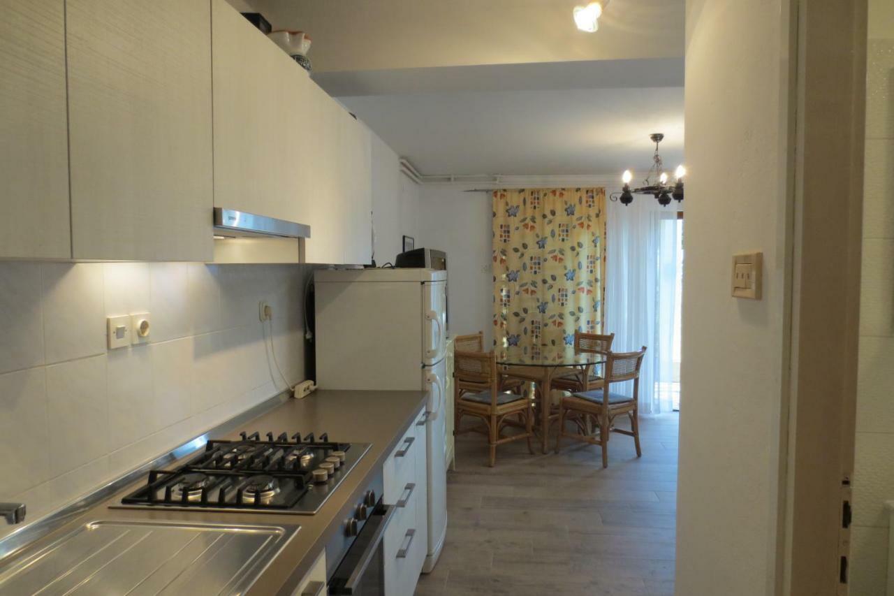 Apartment Petrinic V Pula Exterior foto