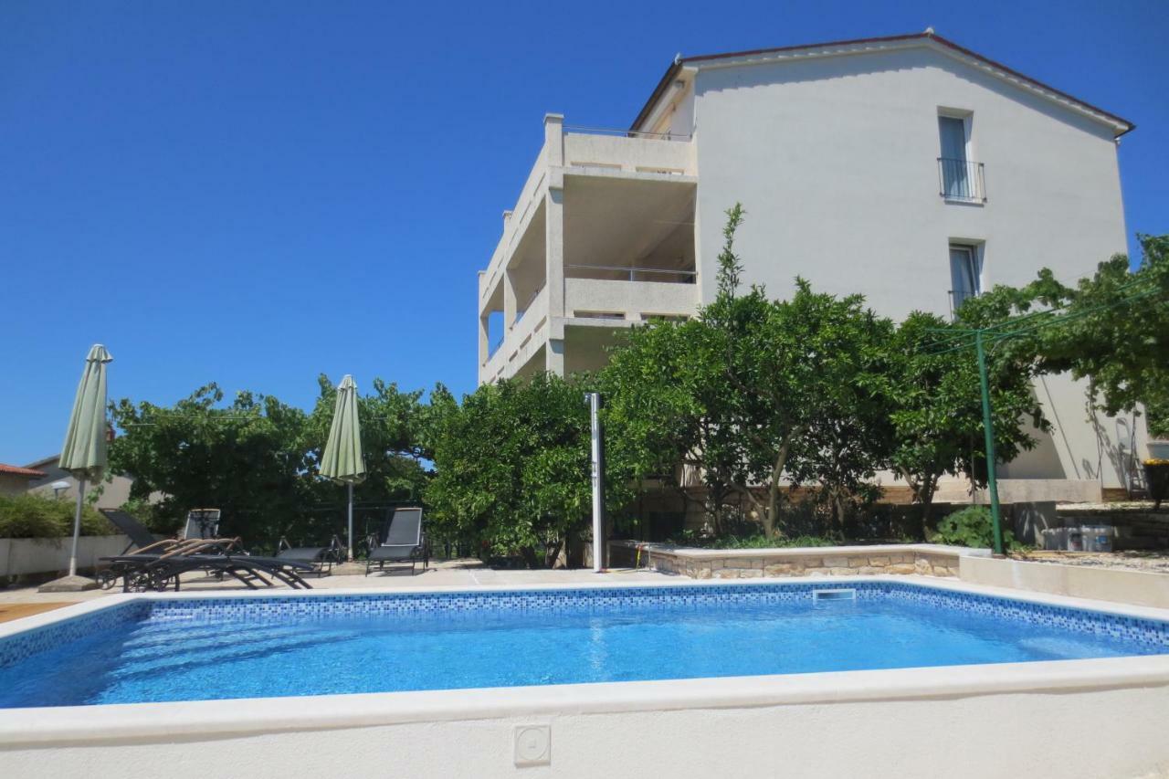 Apartment Petrinic V Pula Exterior foto